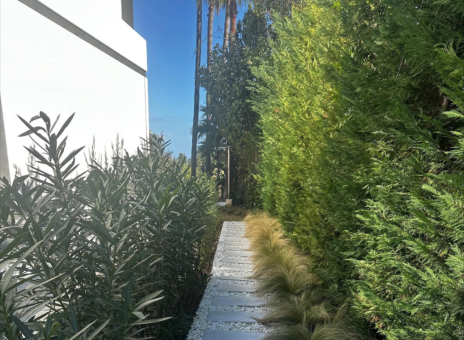 valle-jardines-exclusivo-mantenimiento